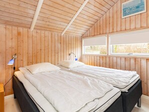 House | 3 bedrooms, individually furnished - 6 Person Holiday Home in Graested (Graested)