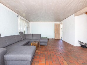 House | Living area - 5 Person Holiday Home in Veslos (Vesløs)