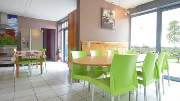 Villa | Tempat makan