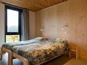 Bungalow | 3 bedrooms, individually furnished