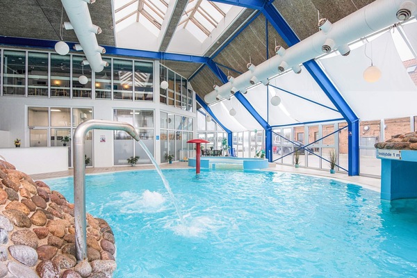 Leilighet | Basseng | Innendørsbasseng og utendørsbasseng