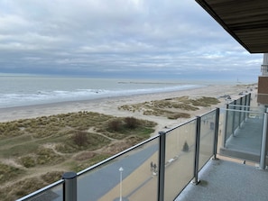 Property grounds - Apartment in Nieuwpoort With Sea Views (Nieuwpoort)