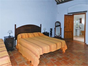 House | 3 bedrooms, individually furnished - Delightful Holiday Home in Fulgatore With Swimming Pool (Erice)