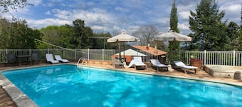 Hillside Pool & Spa Retreat