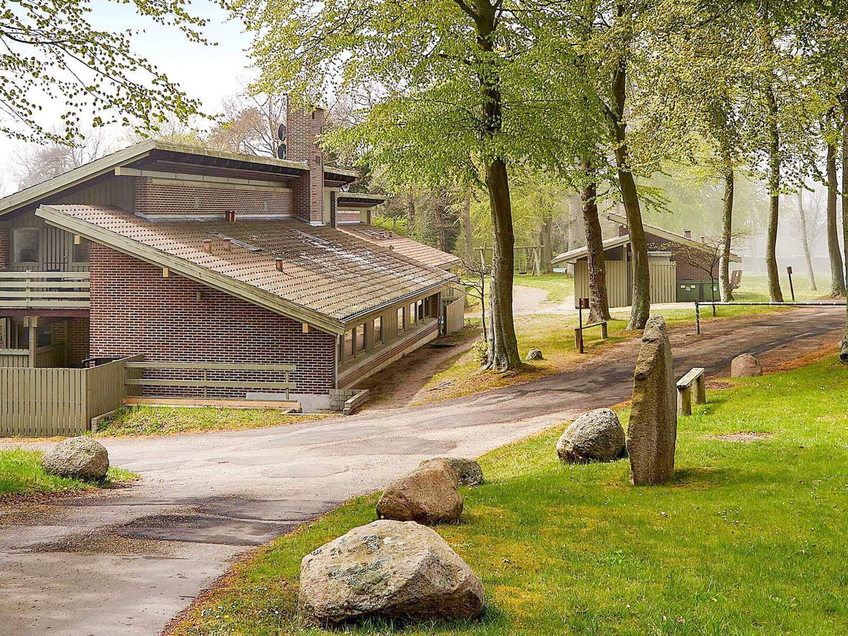 House | Property grounds