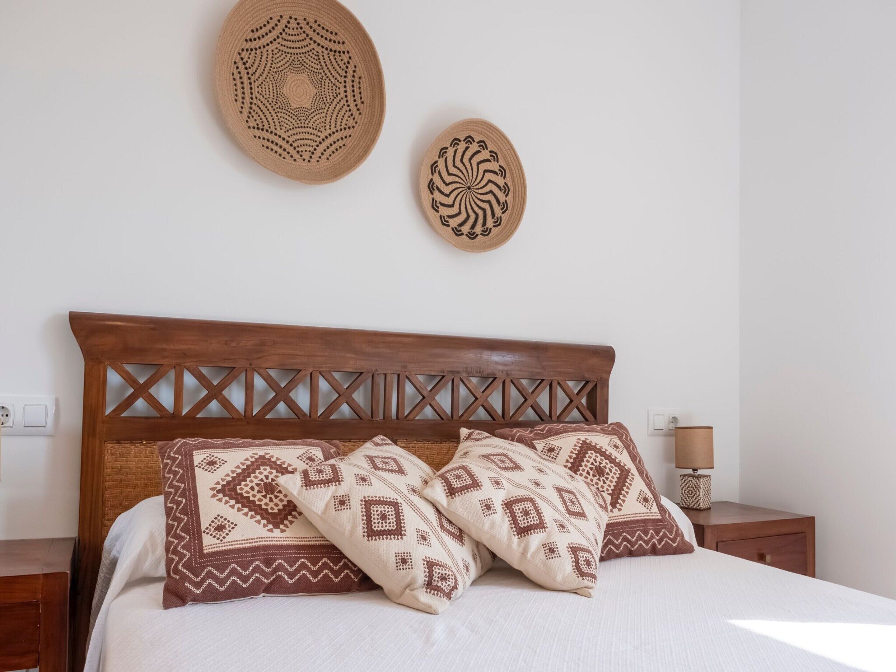 Apartment | 2 bedrooms, individually furnished, iron/ironing board, bed sheets