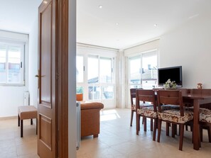 Apartment | Dining