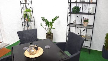 House | Dining