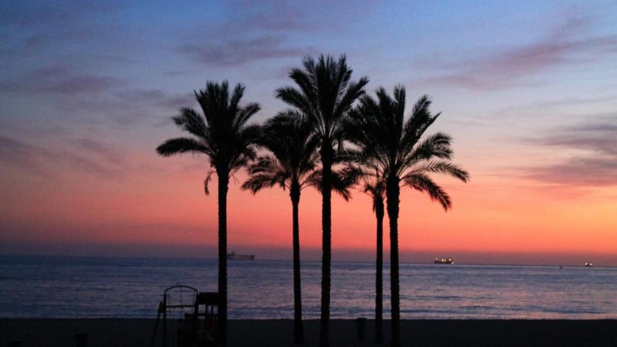 Apartment in Roquetas Near the Beach