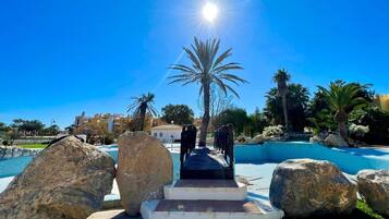 Apartemen | Kolam renang | Kolam renang outdoor