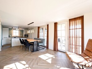 Villa | Restaurantes