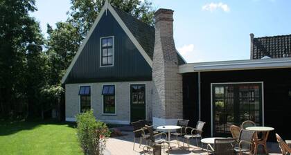 Villa in Wieringer Park With Garden