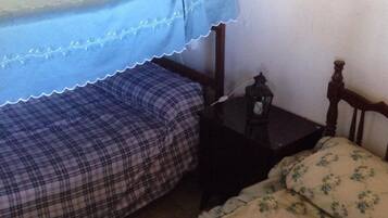 House | 3 bedrooms, bed sheets