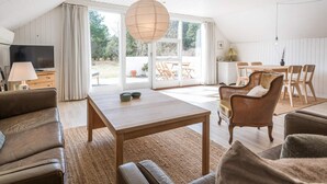 House | Living area - 4 Person Holiday Home in Fano (Fano)
