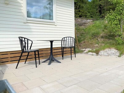 2 Person Holiday Home in Fargelanda-by Traum