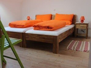 Hus | 2 soverom, individuelt innredet og strykejern/-brett