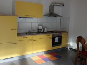 House | Private kitchen | Electric kettle, toaster