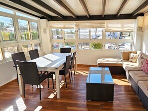 Apartamento | Balcón