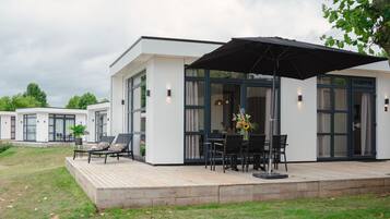 House | Outdoor dining
