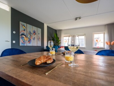 Cozy Holiday Home in a Holiday Park in Zeeland