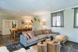 House | Living room