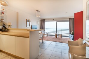 Living room - Apartment in Koksijde With Sea View (Koksijde)