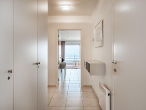 Apartment | Reception - Apartment in Koksijde With Sea View (Koksijde)