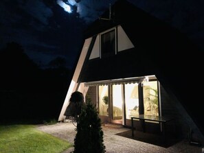 Exterior - Frog Prince Modern Retreat (Butjadingen)