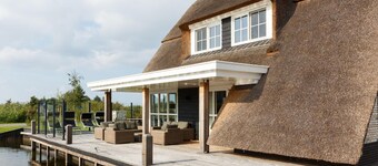 Villa by the Water With Sauna and Terrace