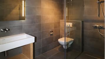 Villa | Bathroom
