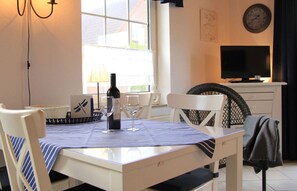 Dining - Overt Meer 6 Modern Retreat (Grosefehn)