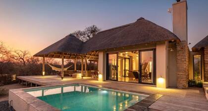 Villa in Hoedspruit With a Jacuzzi