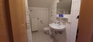 Apartment | Bathroom