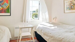 Unclassified image, 3 of 28, button - 6 Person Holiday Home in Svaneke (Svaneke)