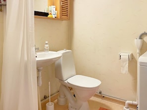 House | Bathroom