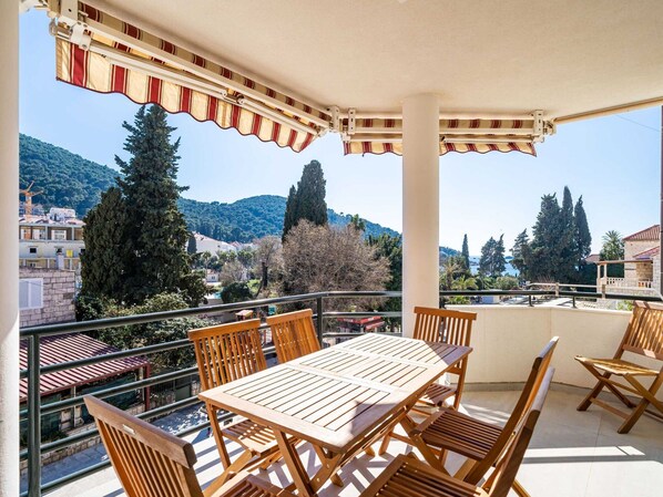 Dining - Apartment Villa Claudia (Dubrovnik)