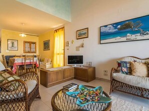 House | Living room