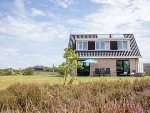 Exterior - Stylish Texel Escape With Spa (Den Burg)
