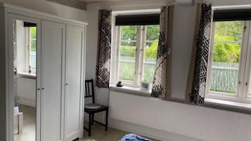 아파트 | 1 개의 침실, 각각 다르게 가구 비치