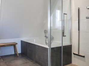 Ferienhaus | Badezimmer