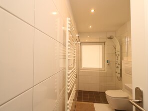 Bathroom - Apartment in Essen for two With Private Terrace (Essen)