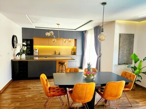 Apartment | Dining - Villa Calypso Royal Apartment (Zadar)