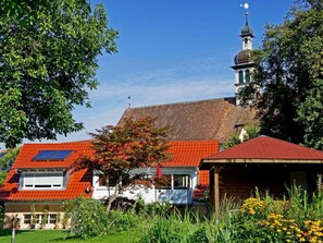 Exterior - Oak Modern Retreat in Uberlingen (Ueberlingen)