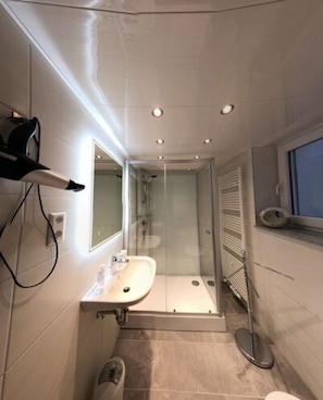 Bathroom - Apartment at the Edge of the Forest (Badenweiler)