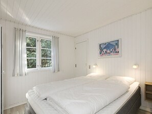 House | 3 bedrooms, individually furnished - Hjornet Modern Retreat (Nexø)