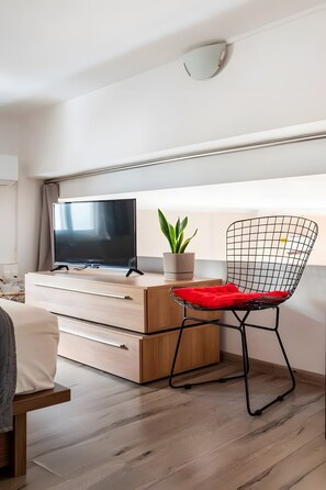1 bedroom, iron/ironing board, free WiFi, bed sheets - Apartment 'Corner House' with Private Terrace, Wi-Fi and Air Conditioning (chania)