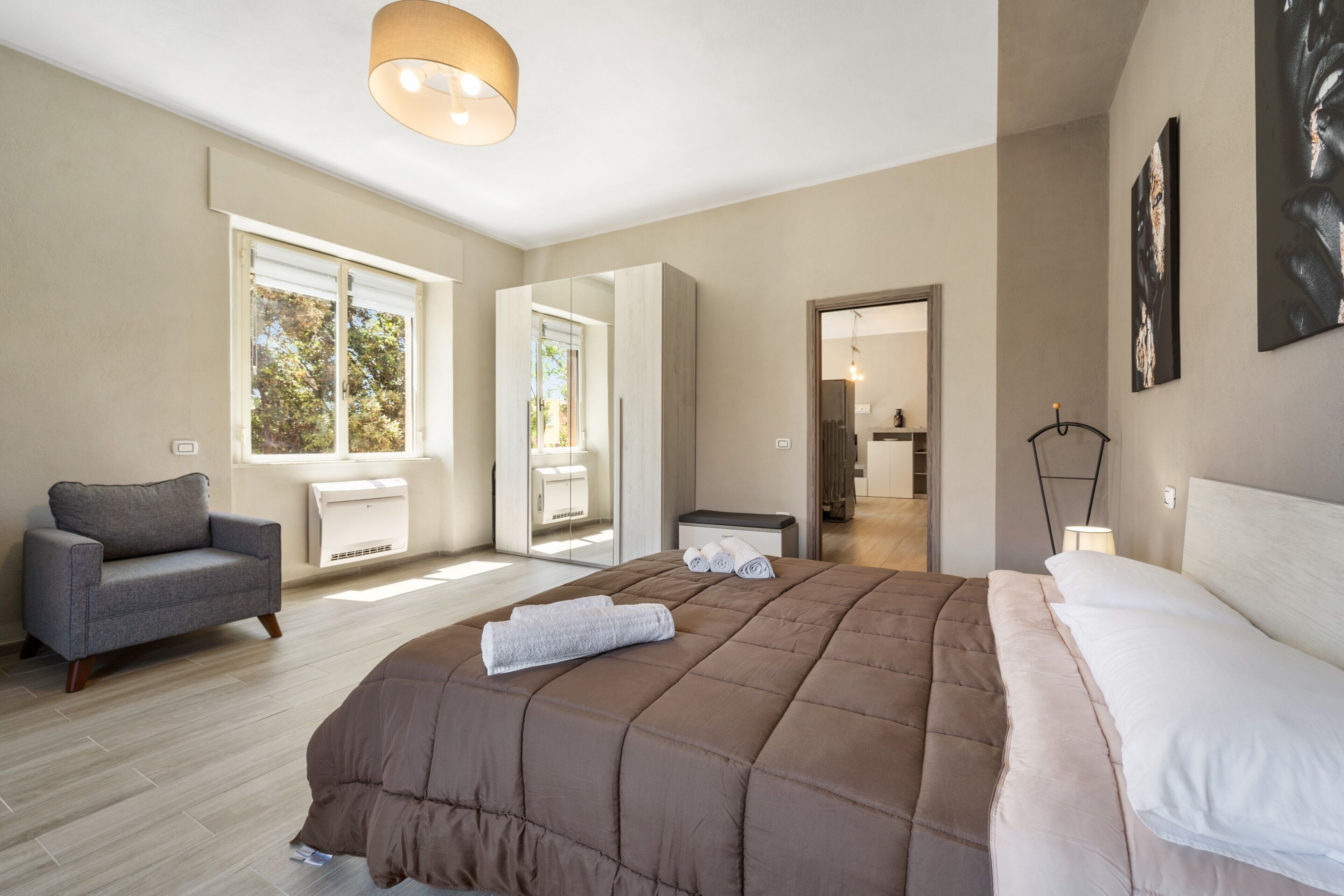 1 chambre, fer et planche à repasser, Wi-Fi gratuit, draps fournis