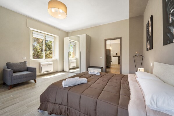 1 chambre, fer et planche à repasser, Wi-Fi gratuit, draps fournis