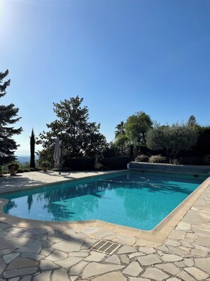 Pool - Beautiful Provençal stone built family  home with amazing views and great pool . (Vence)