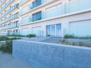 Apartment | Exterior - Apartment With sun Facing Terrace (Middelkerke)